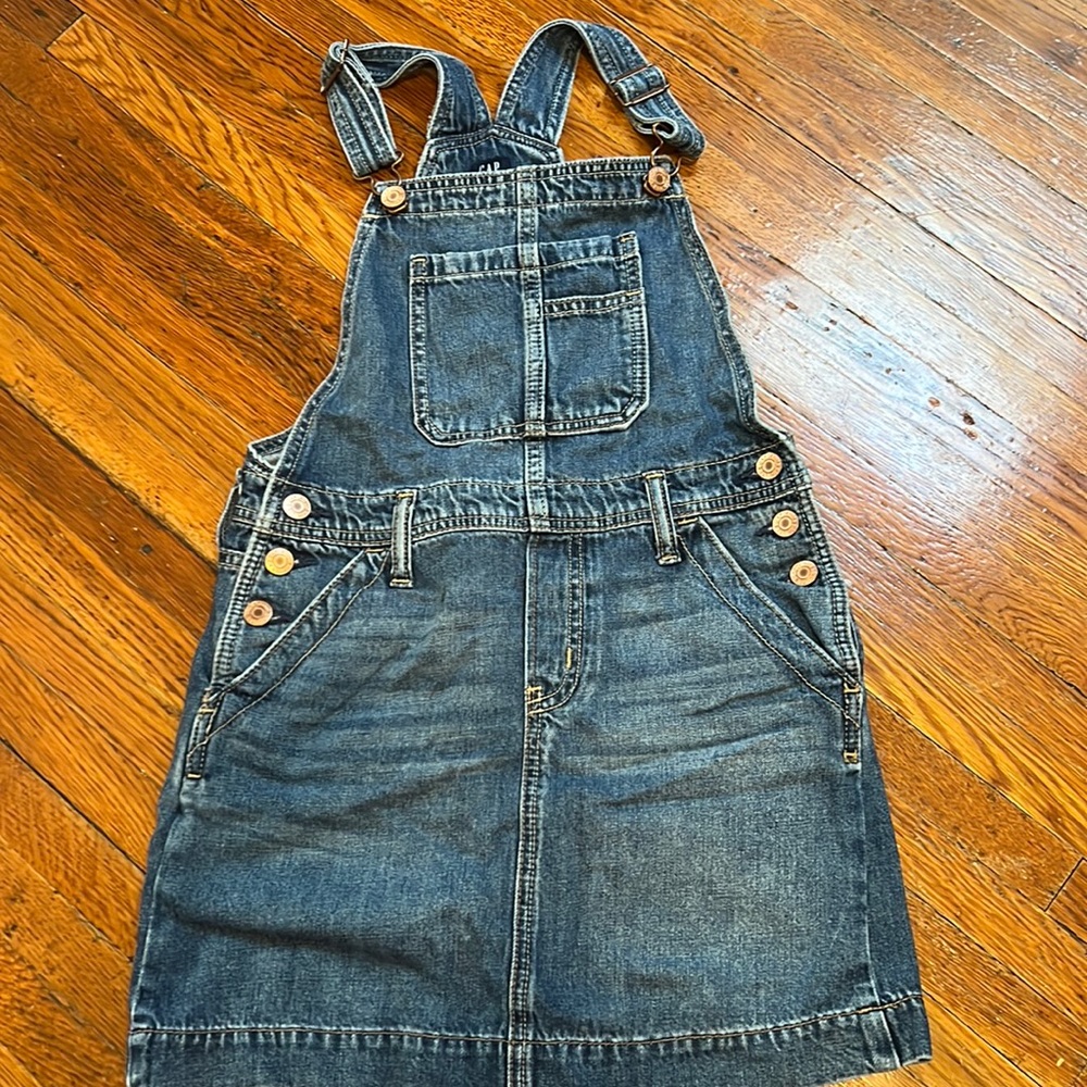 Gap Kids Girls Denim Skirtall size M (8)